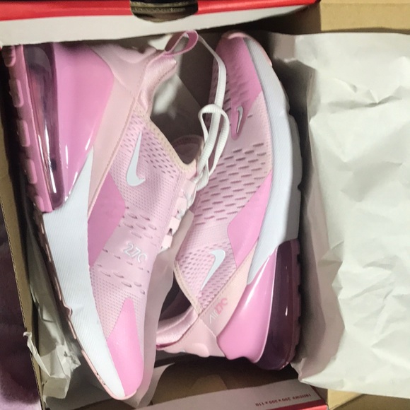 Nike Shoes - Size 6y equal to women’s 7.5/8. Brand new in the box worn 1x.